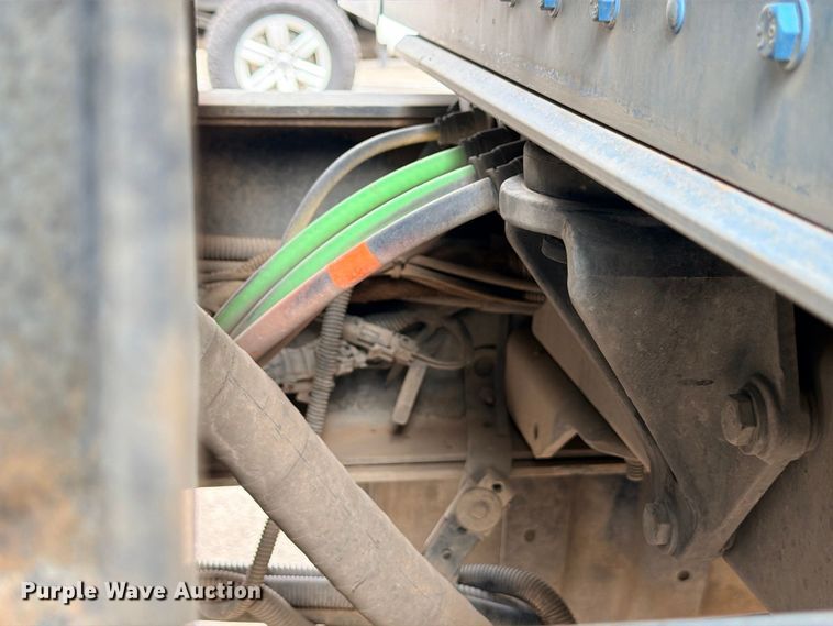 image for item ED5481 2008 Kenworth T300 dump truck