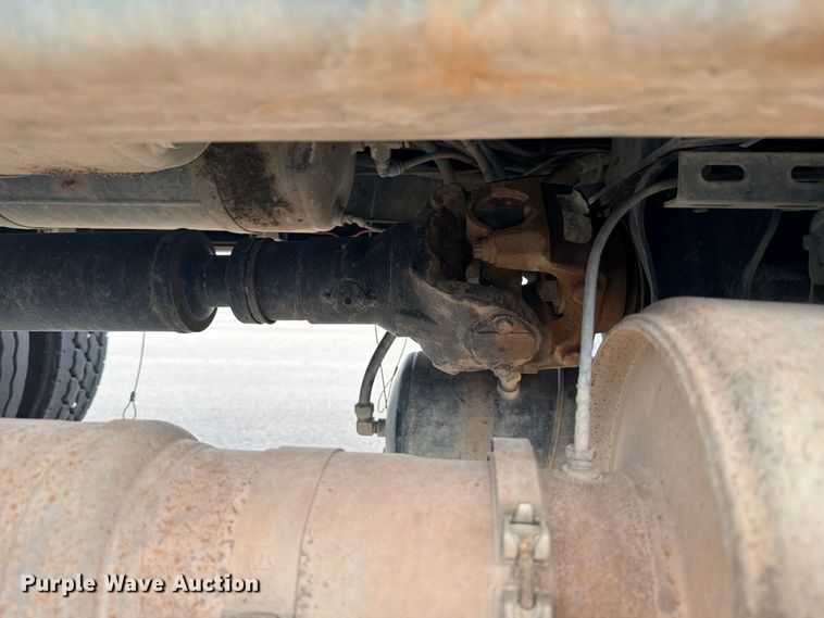 image for item ED5481 2008 Kenworth T300 dump truck