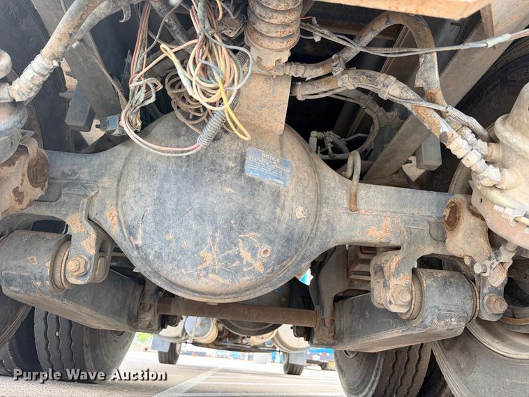 image for item ED5481 2008 Kenworth T300 dump truck