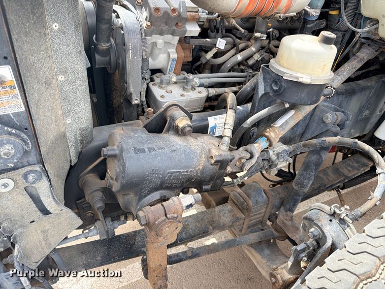image for item ED5481 2008 Kenworth T300 dump truck