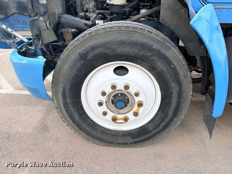 image for item ED5481 2008 Kenworth T300 dump truck