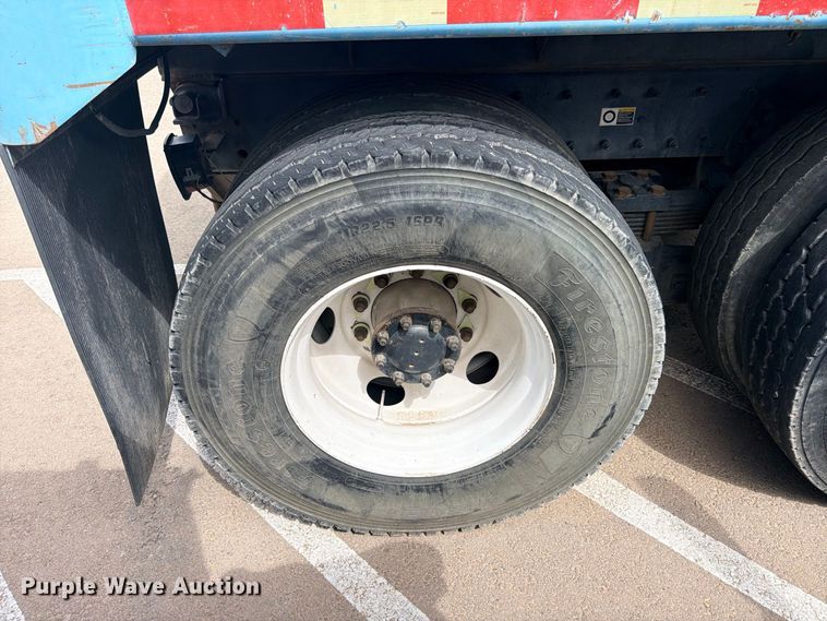 image for item ED5481 2008 Kenworth T300 dump truck