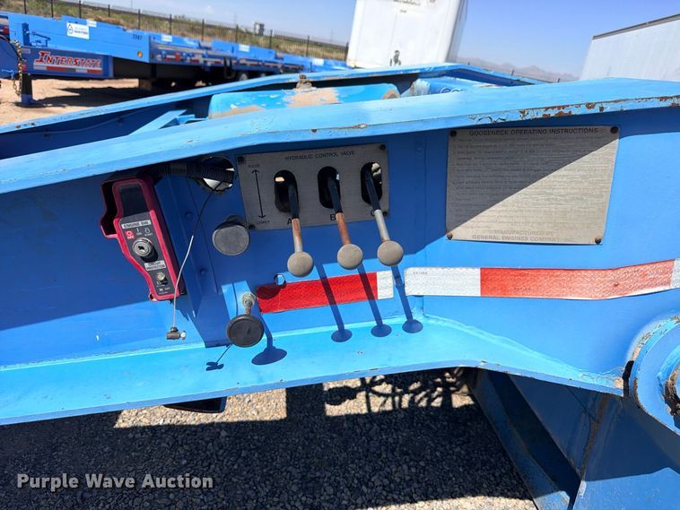 image for item ED5482 1994 Eager Beaver 50GSL/BR3 lowboy equipment trailer