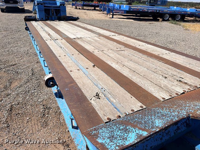 image for item ED5482 1994 Eager Beaver 50GSL/BR3 lowboy equipment trailer