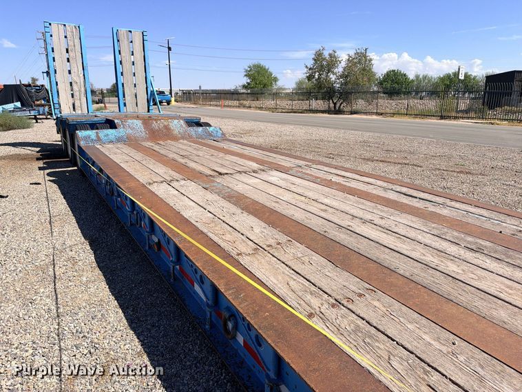 image for item ED5482 1994 Eager Beaver 50GSL/BR3 lowboy equipment trailer
