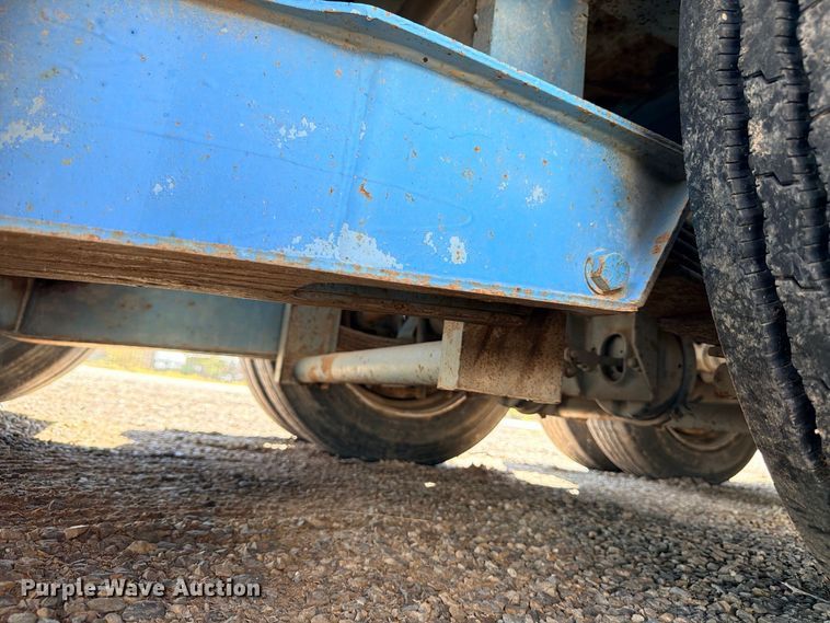 image for item ED5482 1994 Eager Beaver 50GSL/BR3 lowboy equipment trailer