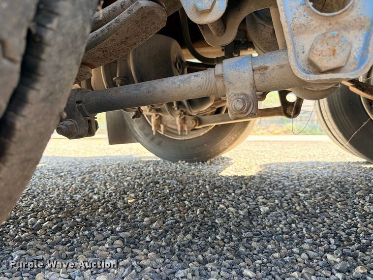 image for item ED5483 2000 Dynaweld lowboy equipment trailer