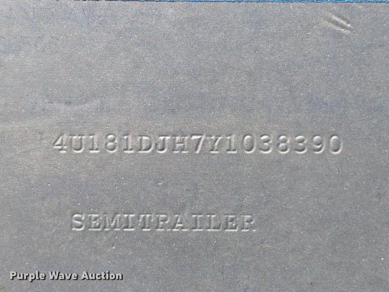 image for item ED5483 2000 Dynaweld lowboy equipment trailer