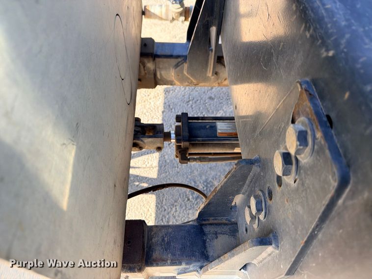 image for item ED5484 2013 International 7600 sewer jetter truck