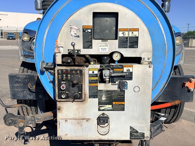 image for item ED5484 2013 International 7600 sewer jetter truck