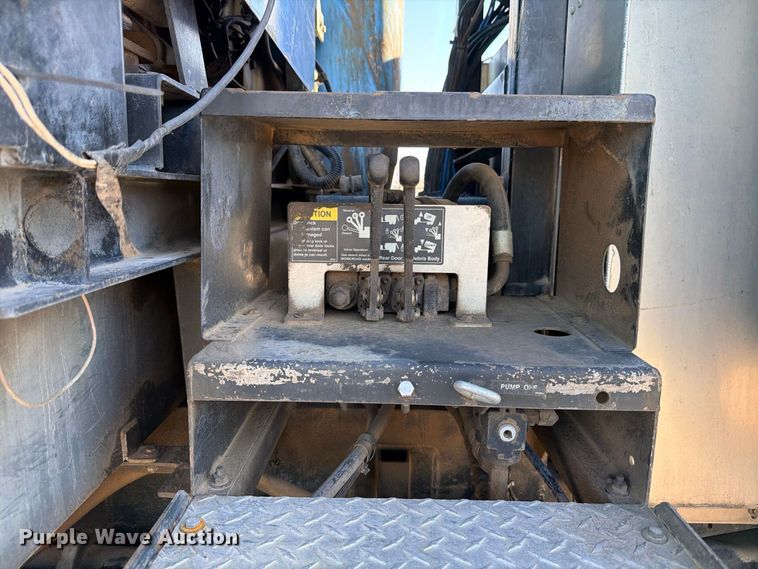image for item ED5484 2013 International 7600 sewer jetter truck