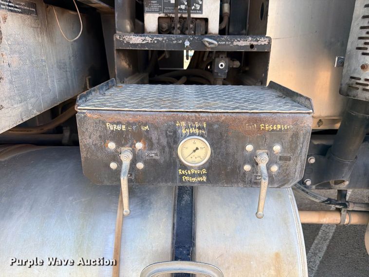image for item ED5484 2013 International 7600 sewer jetter truck