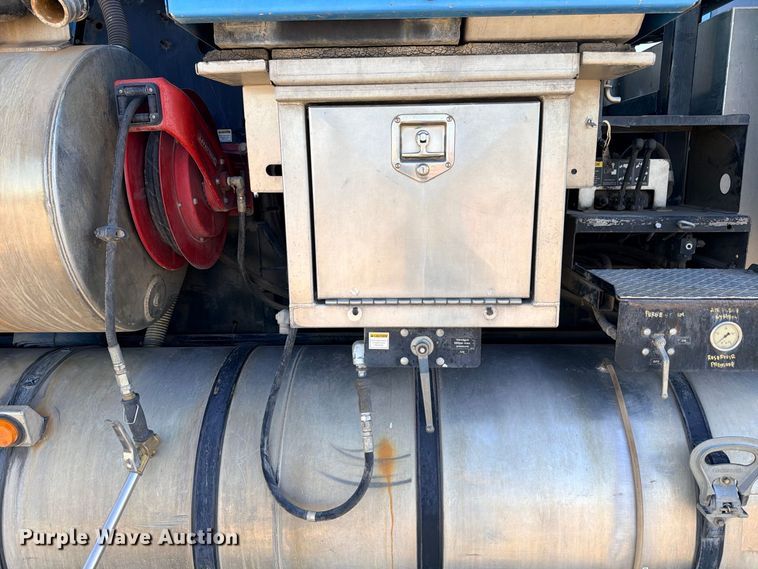 image for item ED5484 2013 International 7600 sewer jetter truck