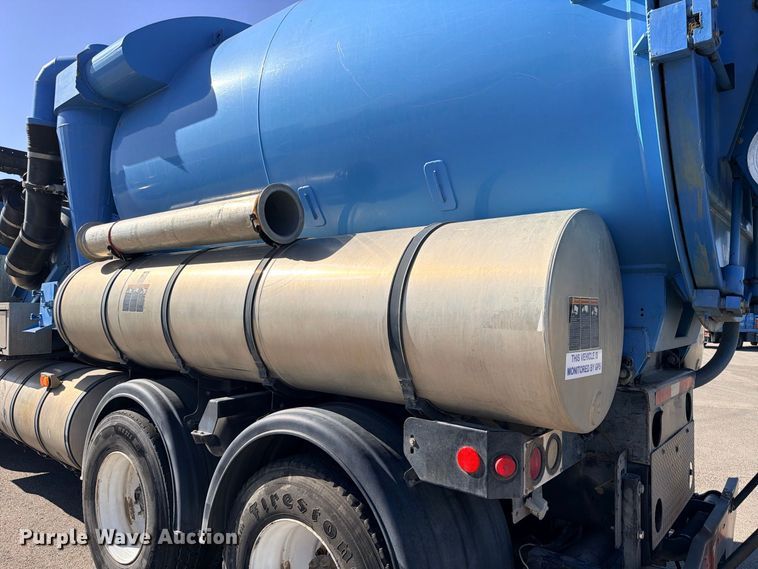 image for item ED5484 2013 International 7600 sewer jetter truck