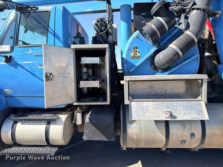 image for item ED5484 2013 International 7600 sewer jetter truck