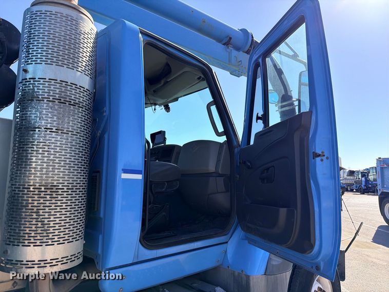image for item ED5484 2013 International 7600 sewer jetter truck