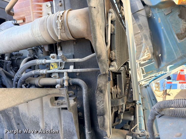 image for item ED5484 2013 International 7600 sewer jetter truck