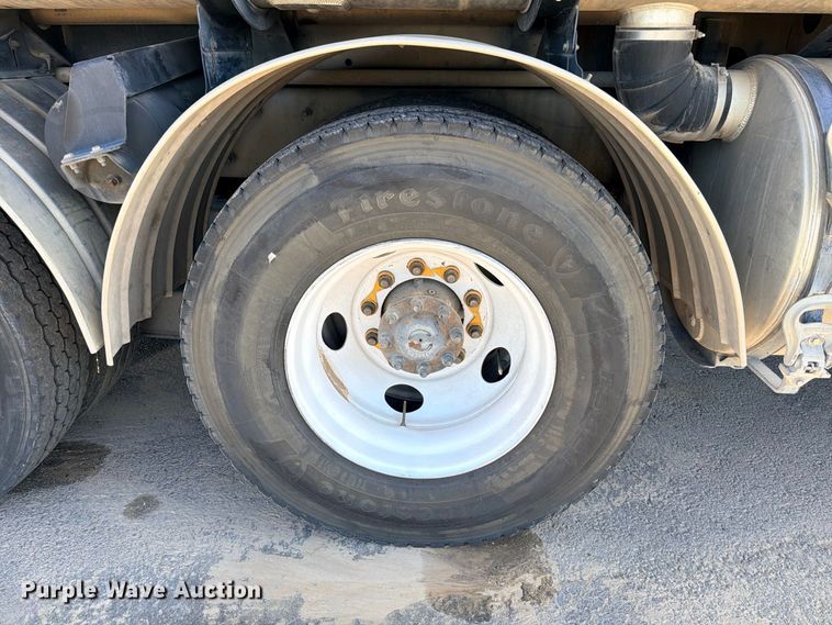 image for item ED5484 2013 International 7600 sewer jetter truck