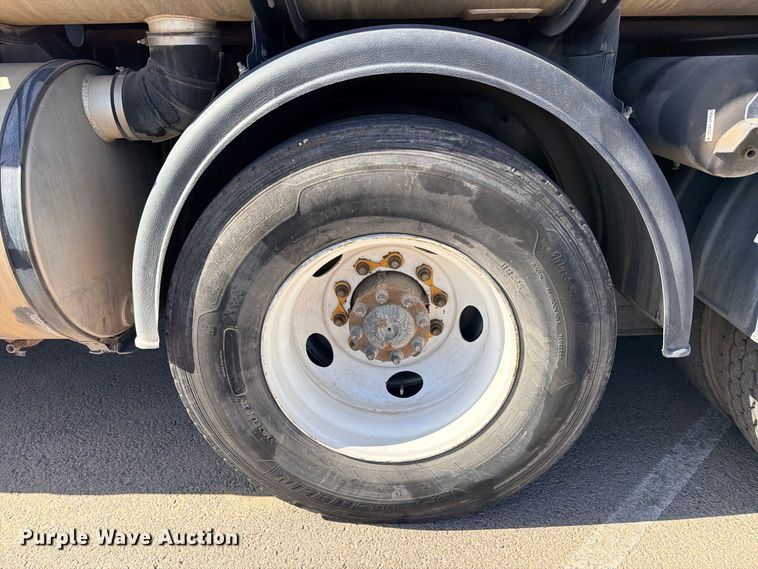image for item ED5484 2013 International 7600 sewer jetter truck