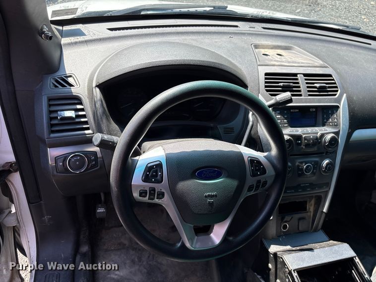 image for item EF1270 2015 Ford Explorer Police SUV