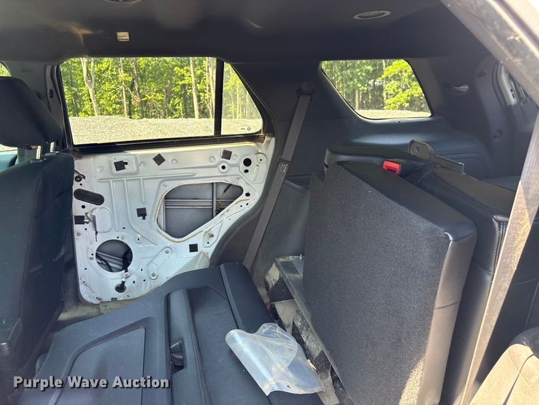 image for item EF1270 2015 Ford Explorer Police SUV