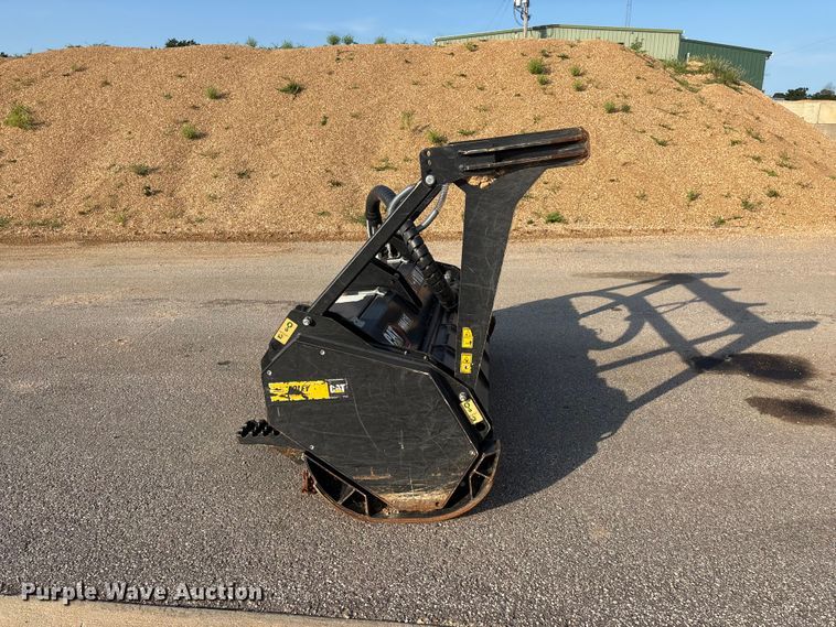 image for item EO4452 2022 Caterpillar HM418 skid steer mulcher