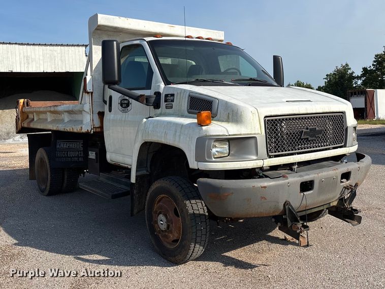 image for item EO4453 2008 Chevrolet C4500 dump truck