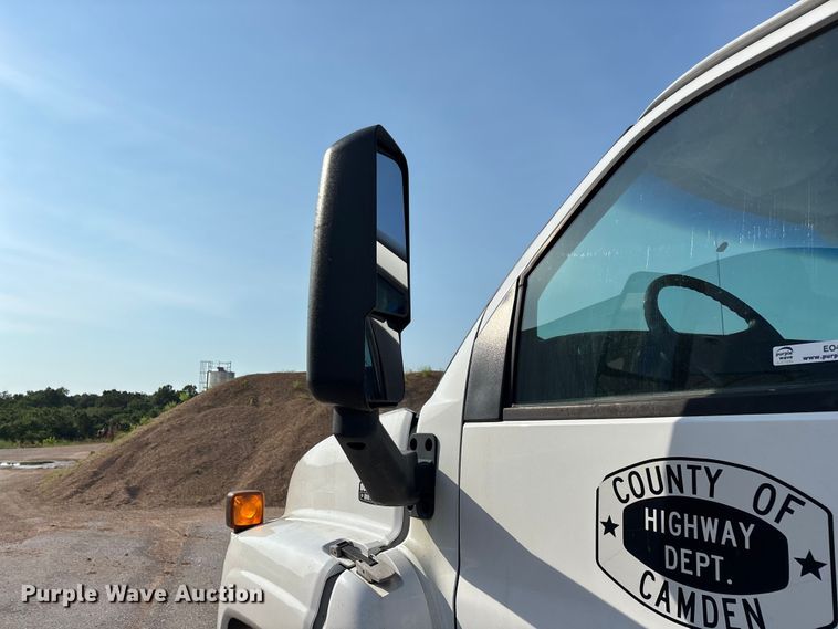 image for item EO4453 2008 Chevrolet C4500 dump truck