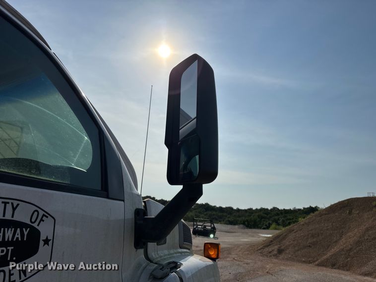image for item EO4453 2008 Chevrolet C4500 dump truck