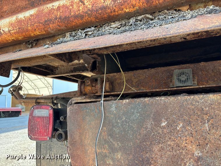 image for item EO4453 2008 Chevrolet C4500 dump truck