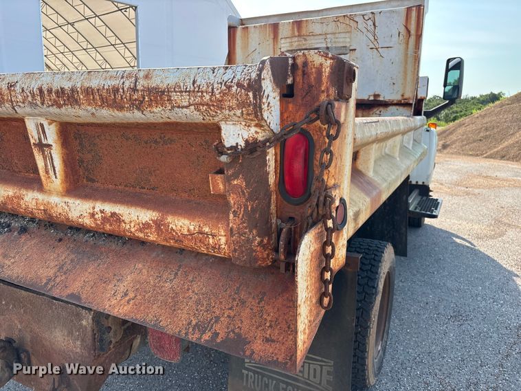 image for item EO4453 2008 Chevrolet C4500 dump truck