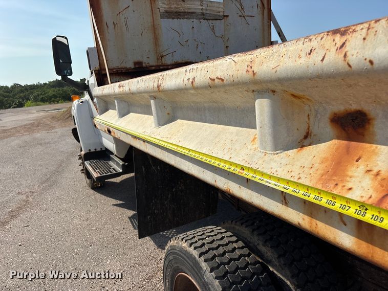 image for item EO4453 2008 Chevrolet C4500 dump truck