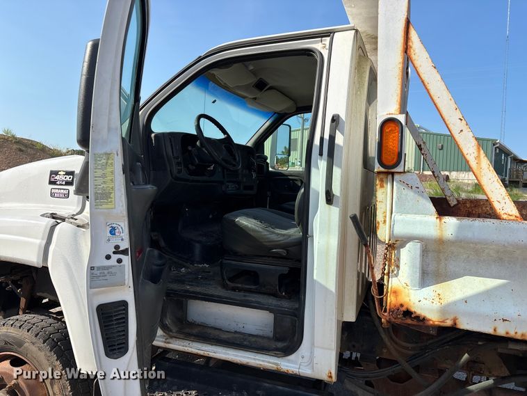 image for item EO4453 2008 Chevrolet C4500 dump truck