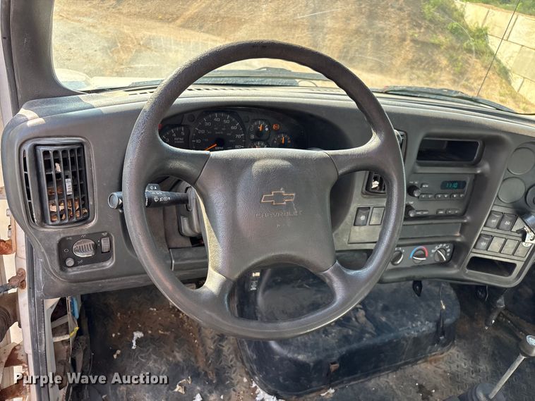 image for item EO4453 2008 Chevrolet C4500 dump truck