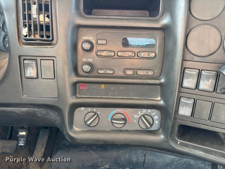 image for item EO4453 2008 Chevrolet C4500 dump truck