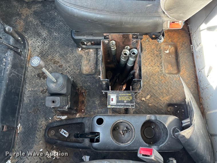 image for item EO4453 2008 Chevrolet C4500 dump truck
