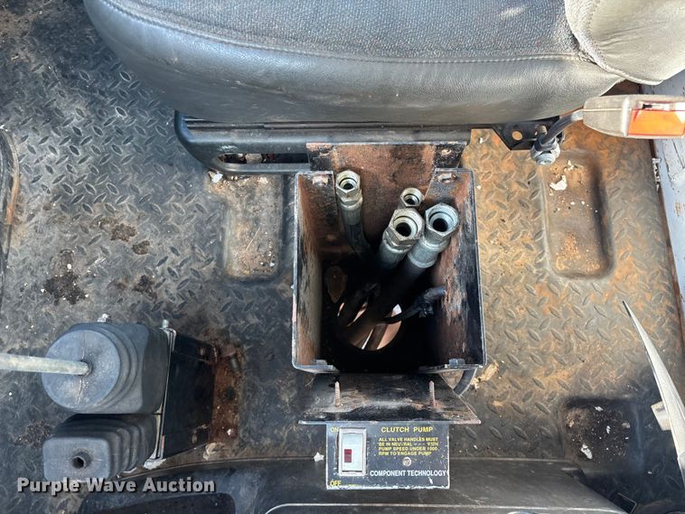 image for item EO4453 2008 Chevrolet C4500 dump truck