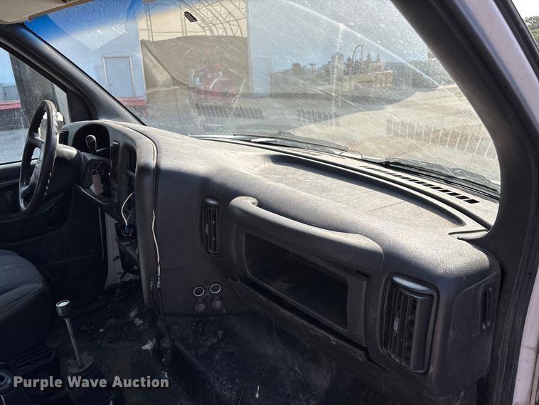 image for item EO4453 2008 Chevrolet C4500 dump truck