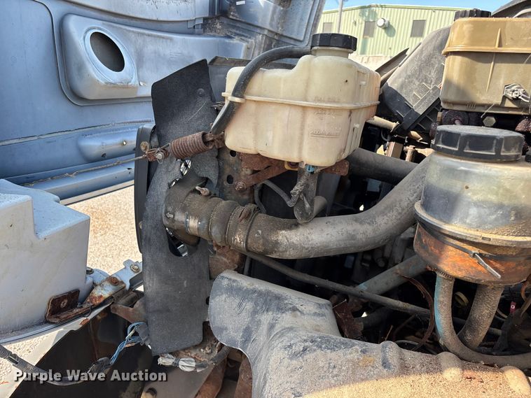 image for item EO4453 2008 Chevrolet C4500 dump truck