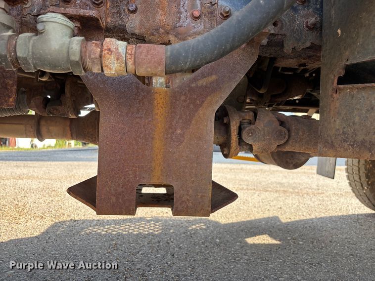 image for item EO4453 2008 Chevrolet C4500 dump truck
