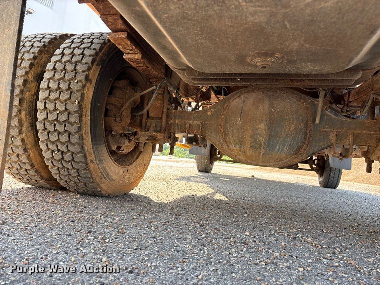 image for item EO4453 2008 Chevrolet C4500 dump truck