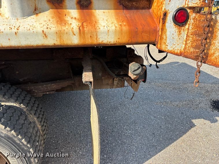 image for item EO4453 2008 Chevrolet C4500 dump truck