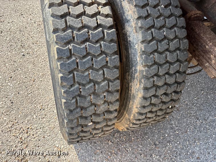 image for item EO4453 2008 Chevrolet C4500 dump truck