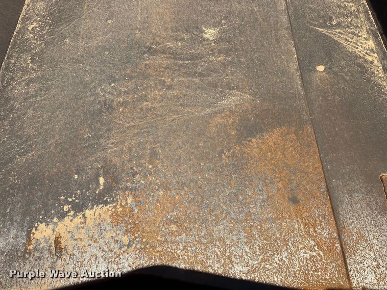 image for item EO4454 2000 Freightliner FL70 dump truck