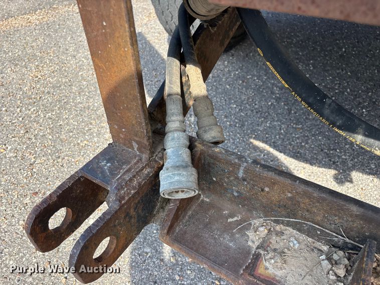 image for item EO4454 2000 Freightliner FL70 dump truck