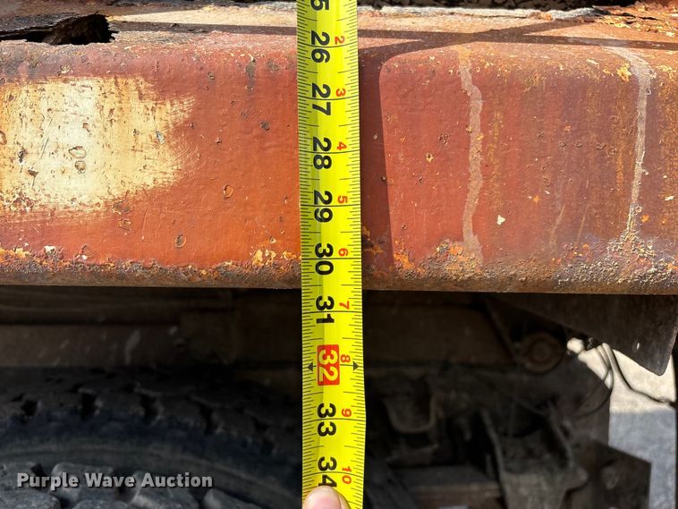 image for item EO4454 2000 Freightliner FL70 dump truck