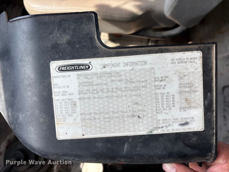 image for item EO4454 2000 Freightliner FL70 dump truck