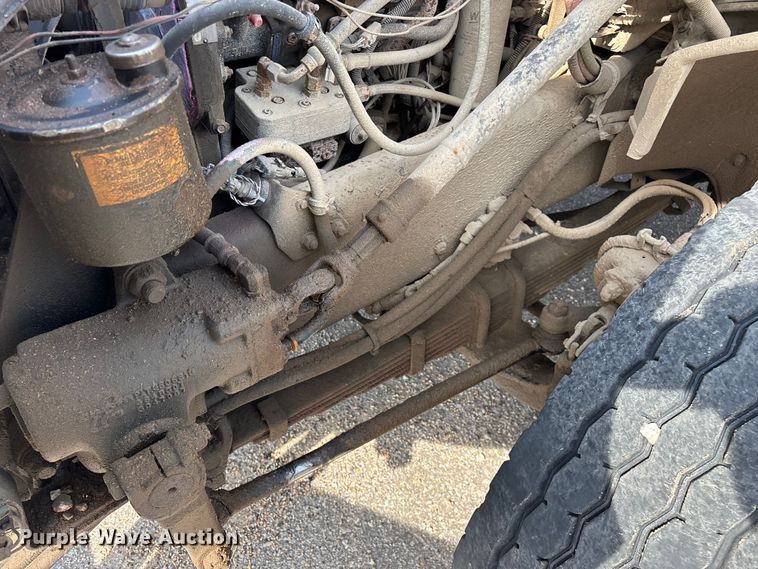 image for item EO4454 2000 Freightliner FL70 dump truck