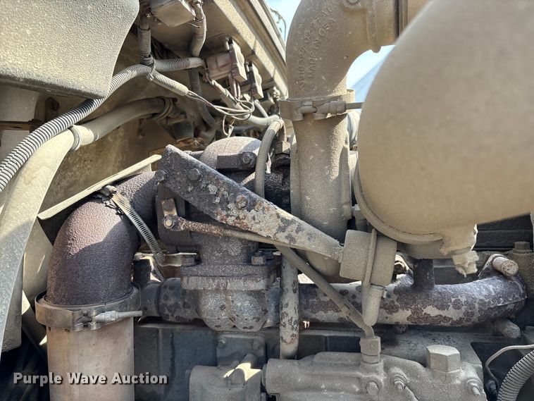 image for item EO4454 2000 Freightliner FL70 dump truck