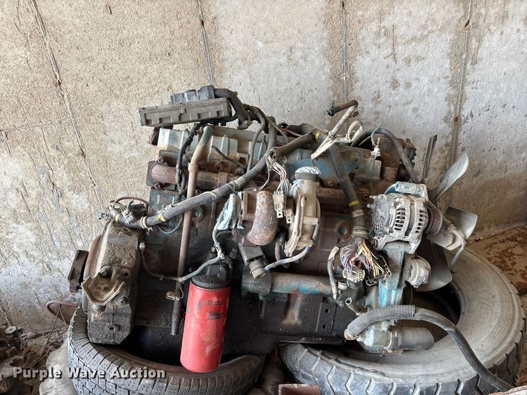 image for item EO4460 International DT466 engine